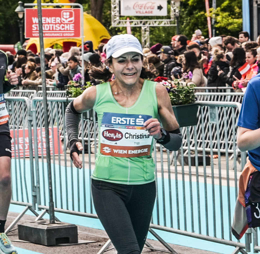 Christina Böhler, Siegerin W65. Bild: Sportograf