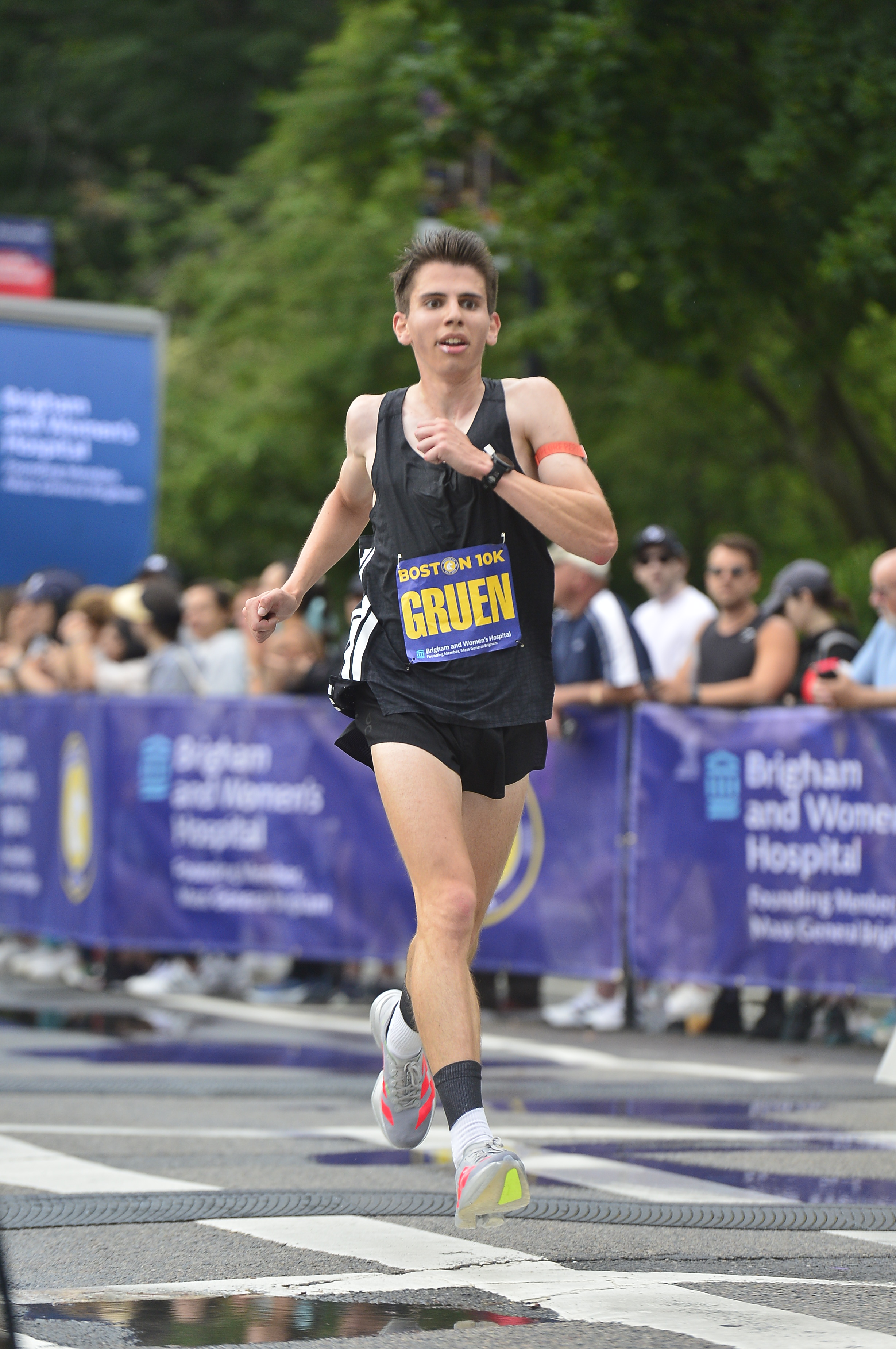 Aaron Gruen beim Boston 10K. Bild: MarathonFoto - nicht honorarfrei verwendbar