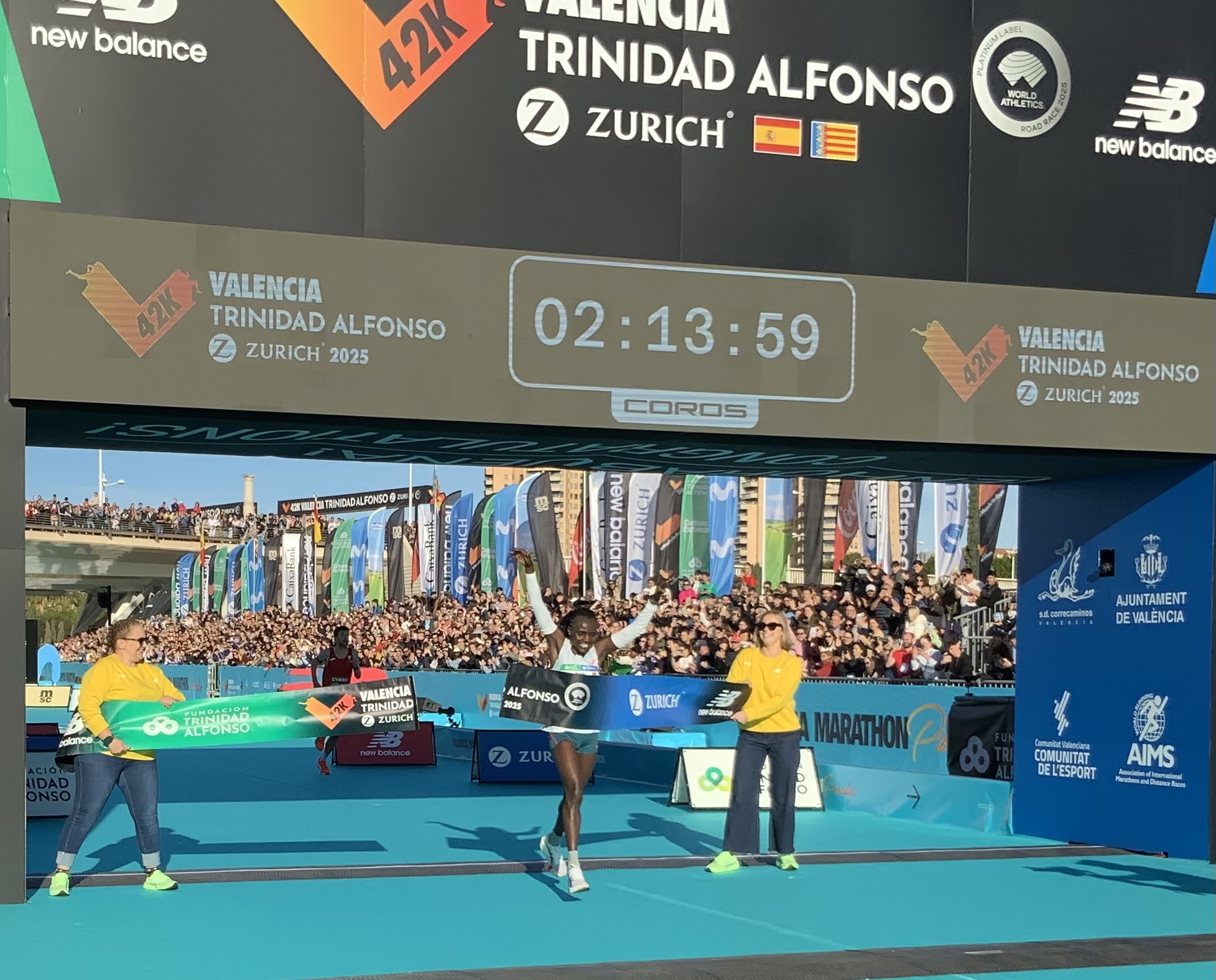 Joyciline Jepkosgei triumphierte mit einer Jahresweltbestzeit in Valencia. Foto: Helmut Winter